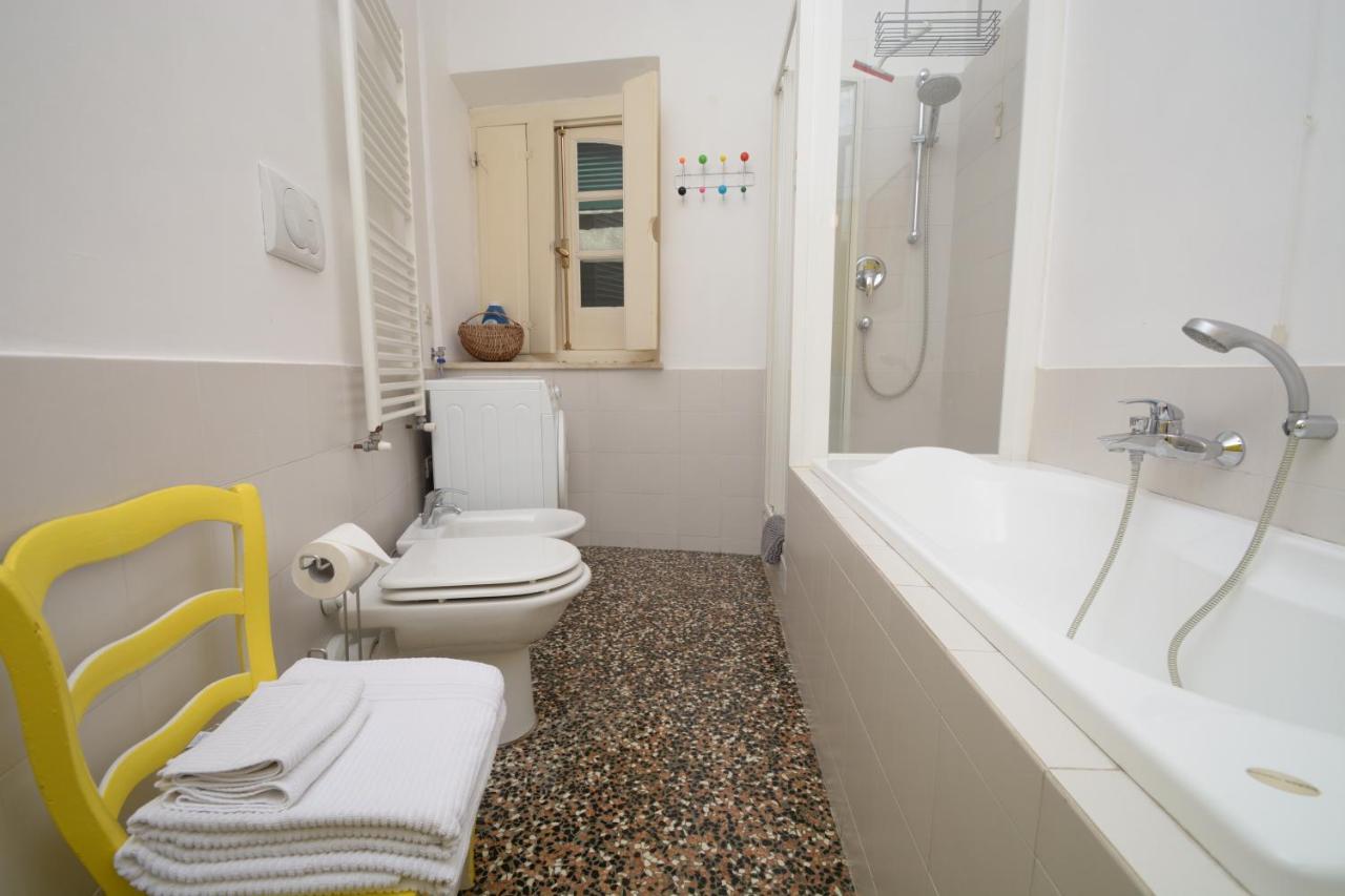 Pinelli Apartment Genoa Bagian luar foto