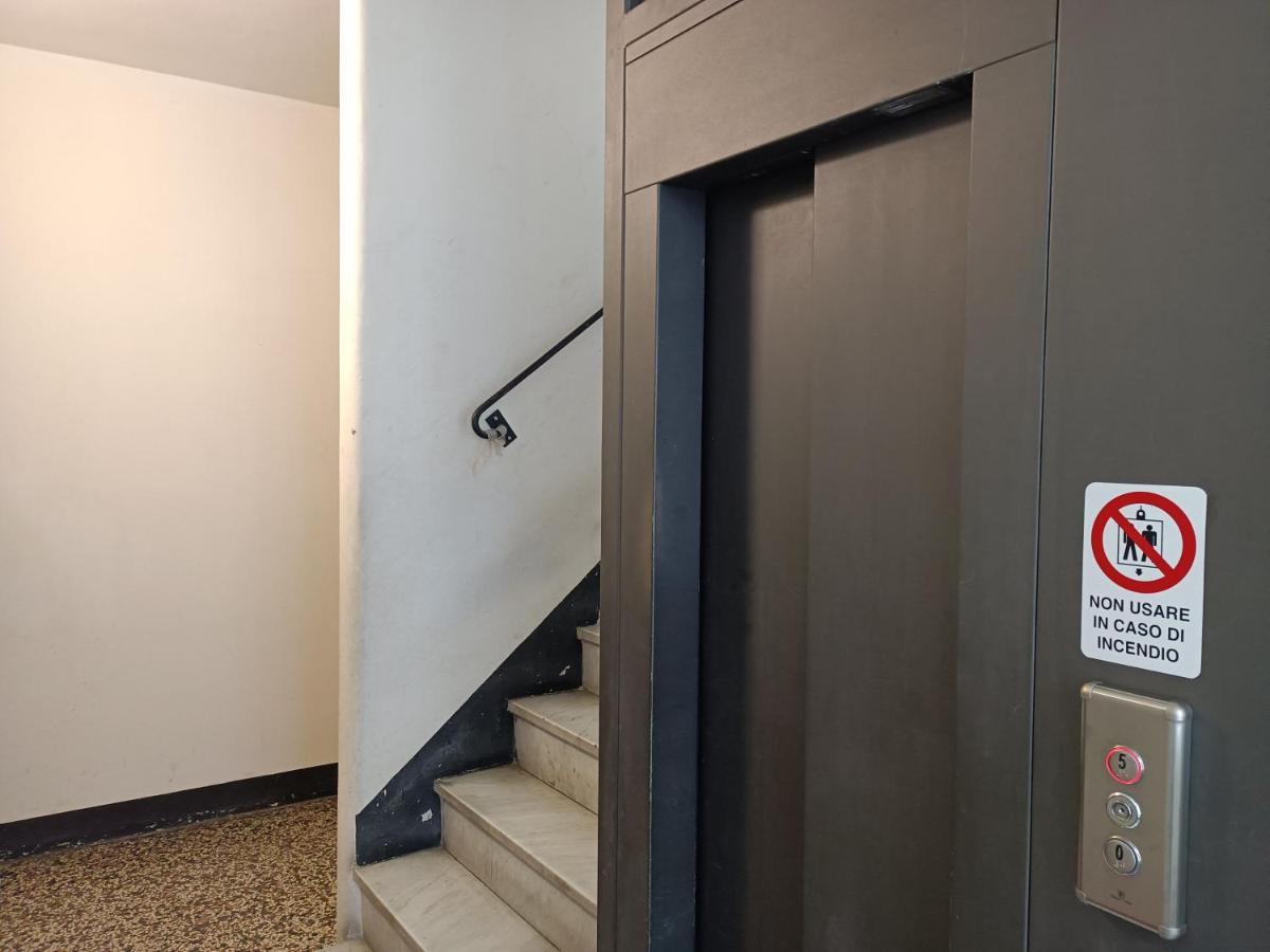 Pinelli Apartment Genoa Bagian luar foto